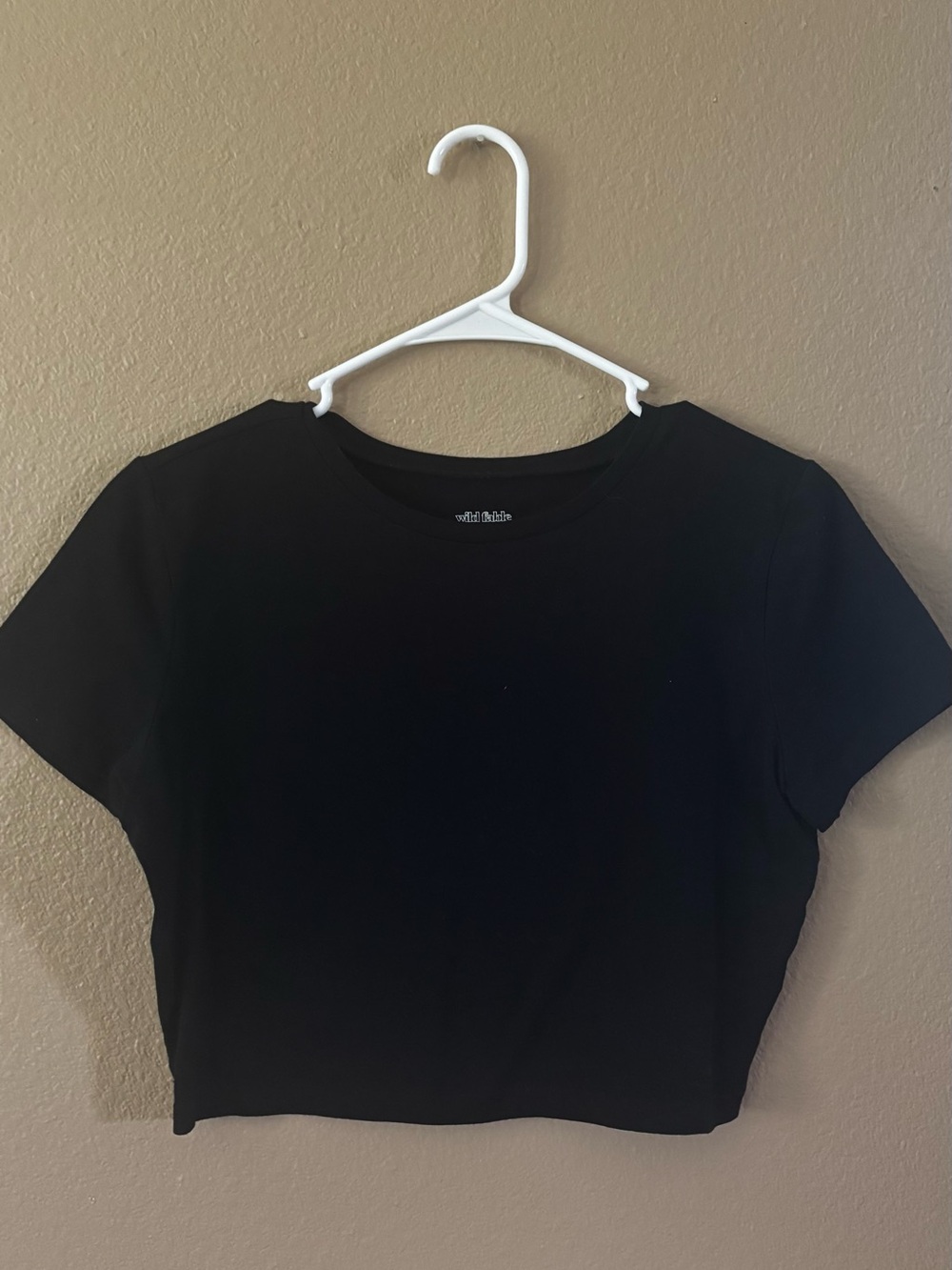 wild fable Black Crop Tee - Short Sleeve Crew